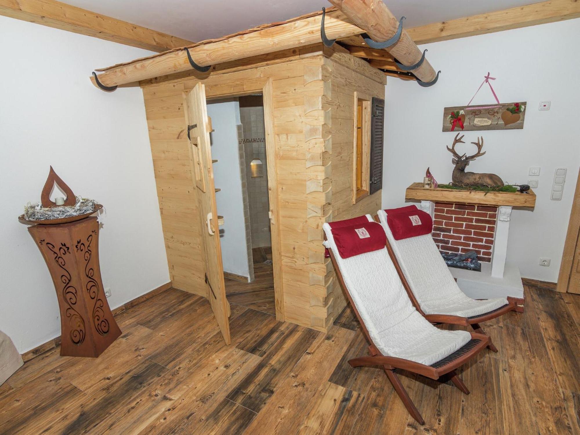 Alluring Holiday Home In Ubersee With Whirlpool ภายนอก รูปภาพ