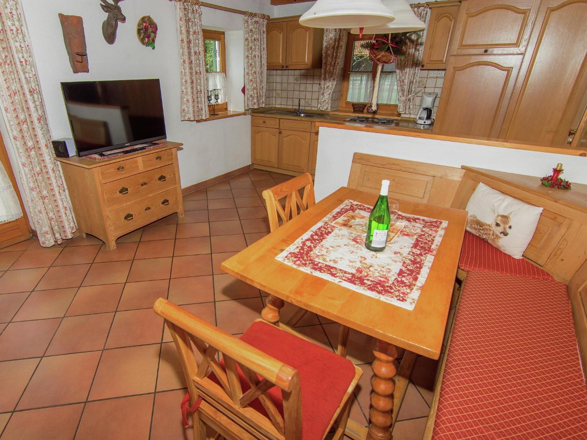Alluring Holiday Home In Ubersee With Whirlpool ภายนอก รูปภาพ