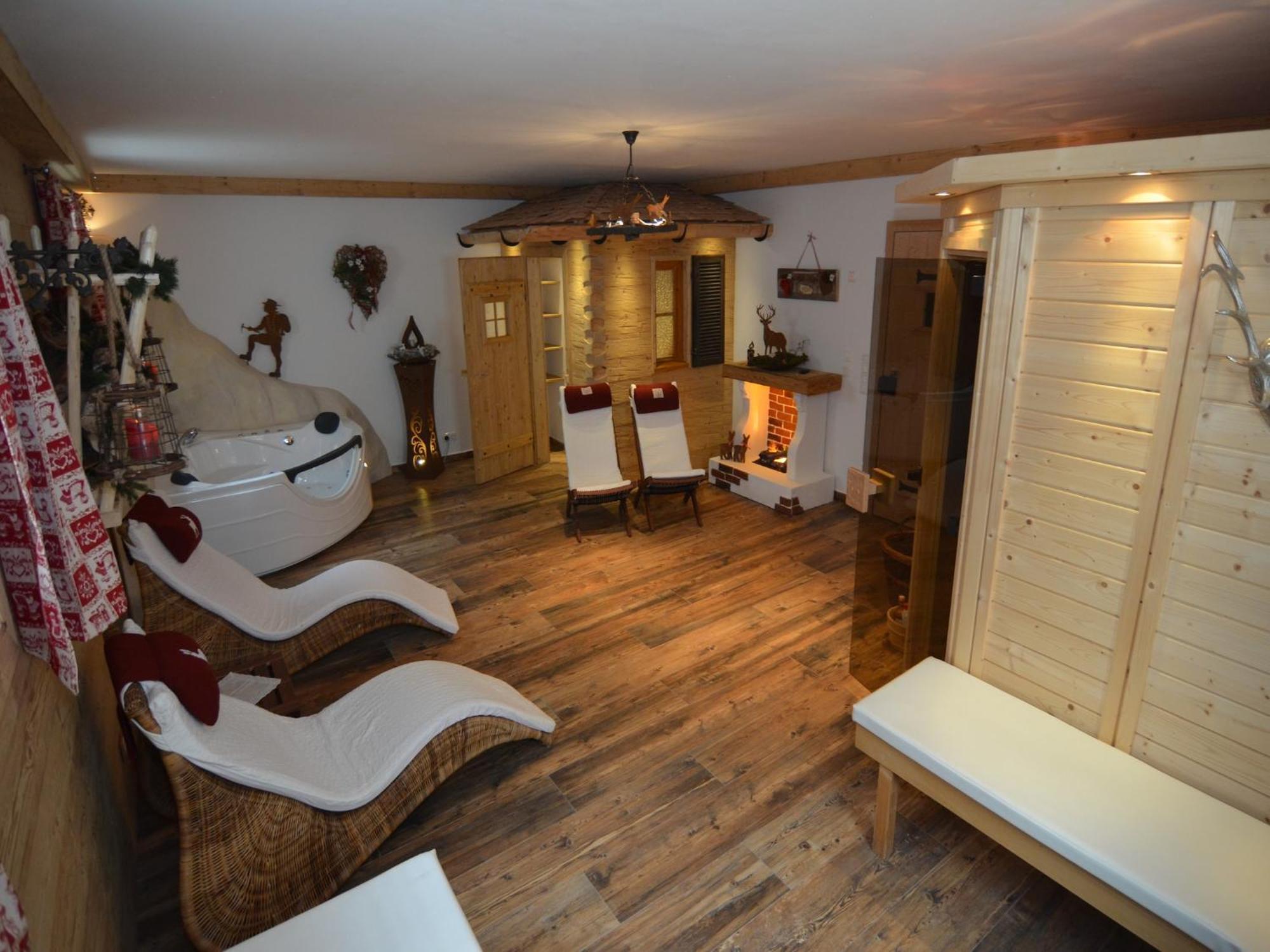 Alluring Holiday Home In Ubersee With Whirlpool ภายนอก รูปภาพ