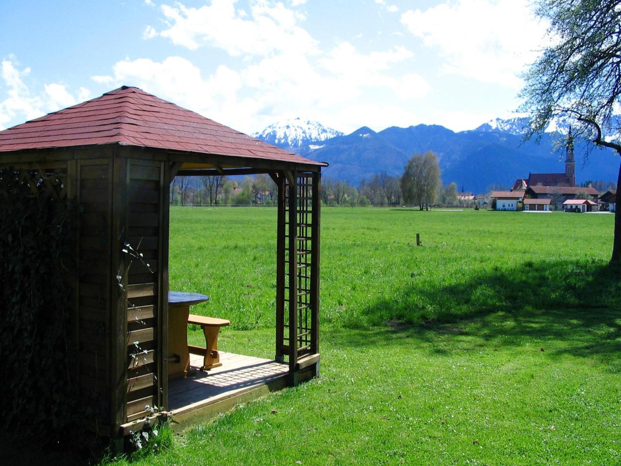 Alluring Holiday Home In Ubersee With Whirlpool ภายนอก รูปภาพ