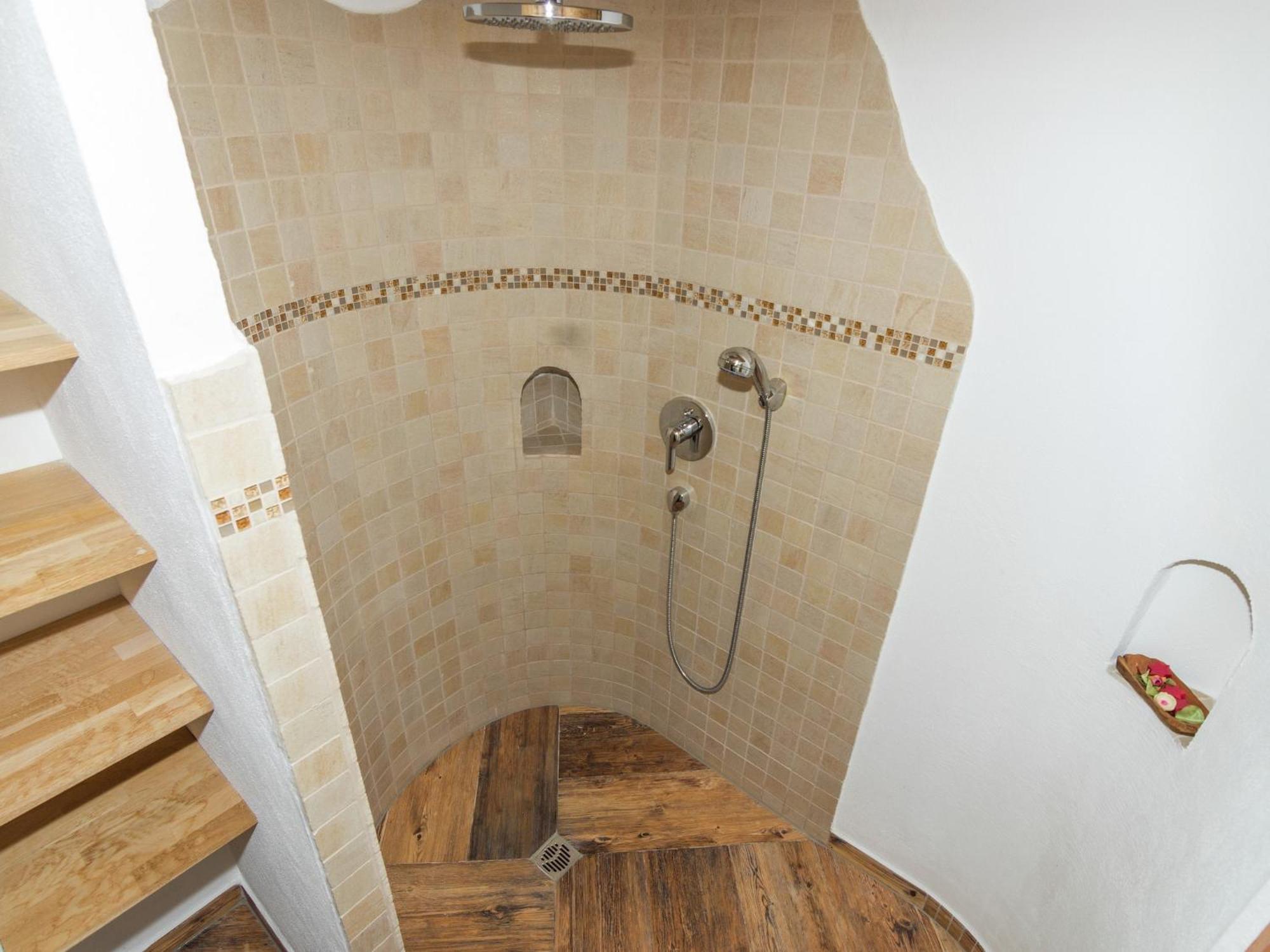 Alluring Holiday Home In Ubersee With Whirlpool ภายนอก รูปภาพ