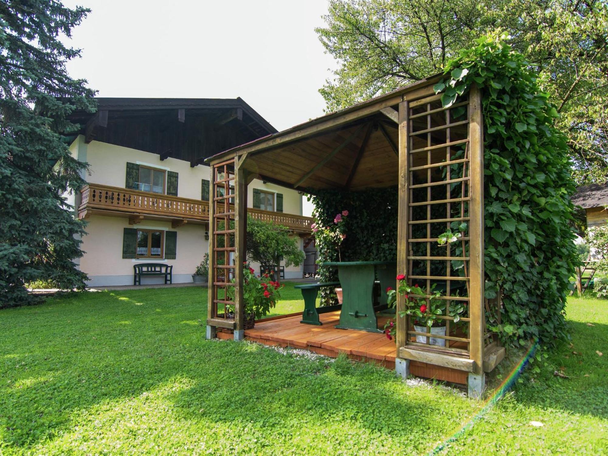 Alluring Holiday Home In Ubersee With Whirlpool ภายนอก รูปภาพ