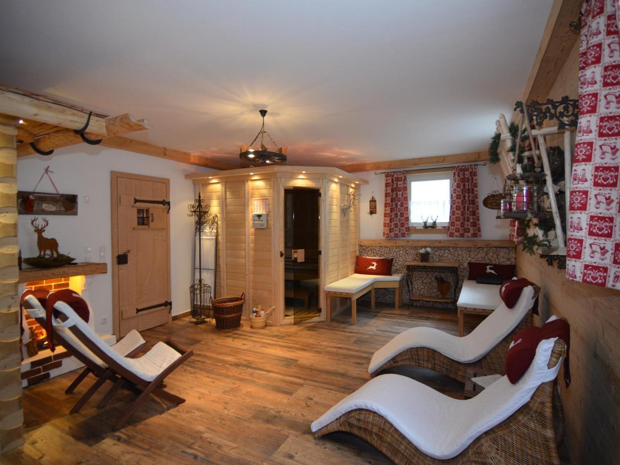 Alluring Holiday Home In Ubersee With Whirlpool ภายนอก รูปภาพ