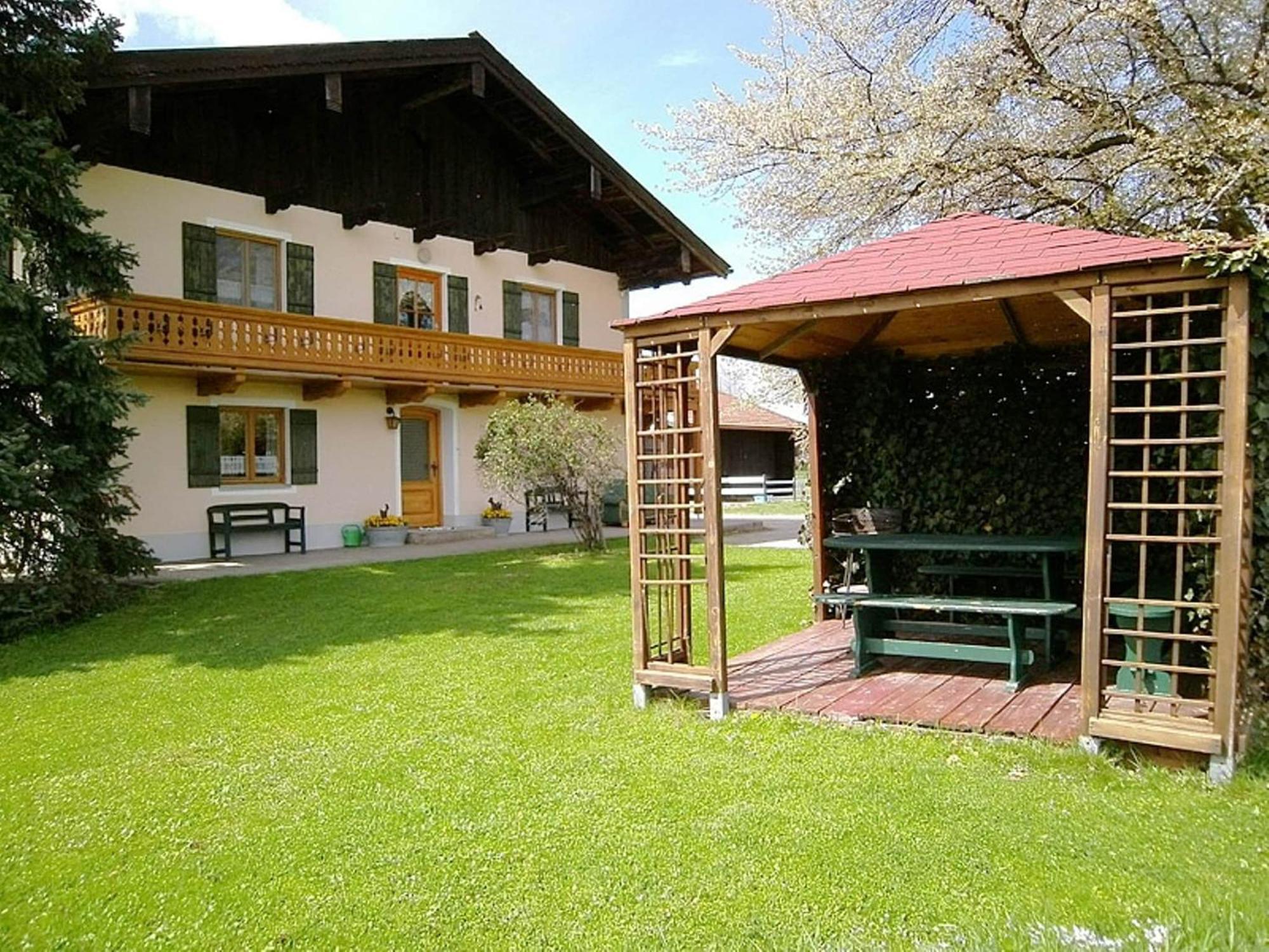 Alluring Holiday Home In Ubersee With Whirlpool ภายนอก รูปภาพ